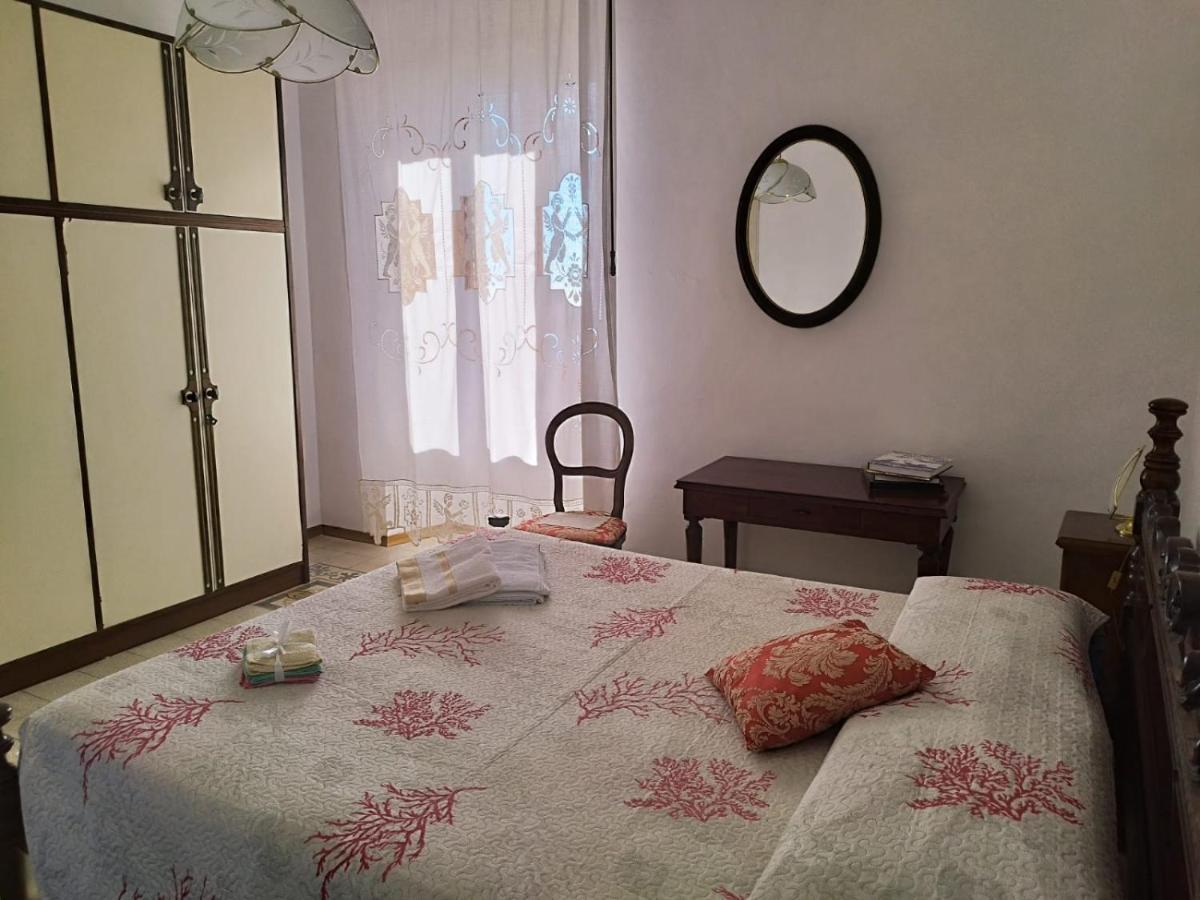 B&B Leopardi Montefiore dellʼAso Eksteriør billede